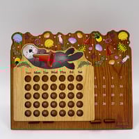 サスティナブル卓上万年カレンダー（ラッコ）