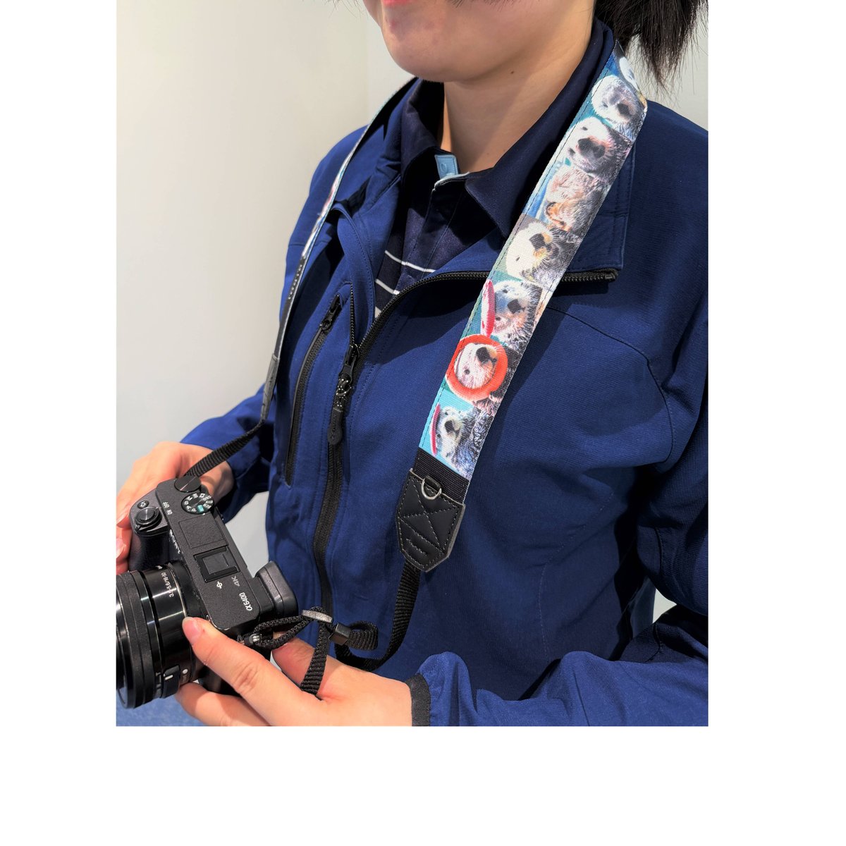 リロラッコマリンワールド海の中道カメラストラップマルチクロスカメラ