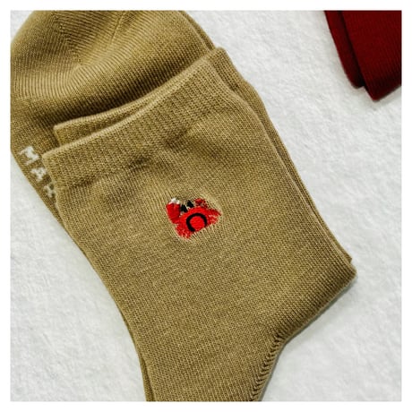 刺繍ソックス（シオマネキ）- ブラウン