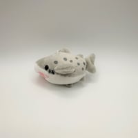 ボールチェーンマスコット（シロワニ）