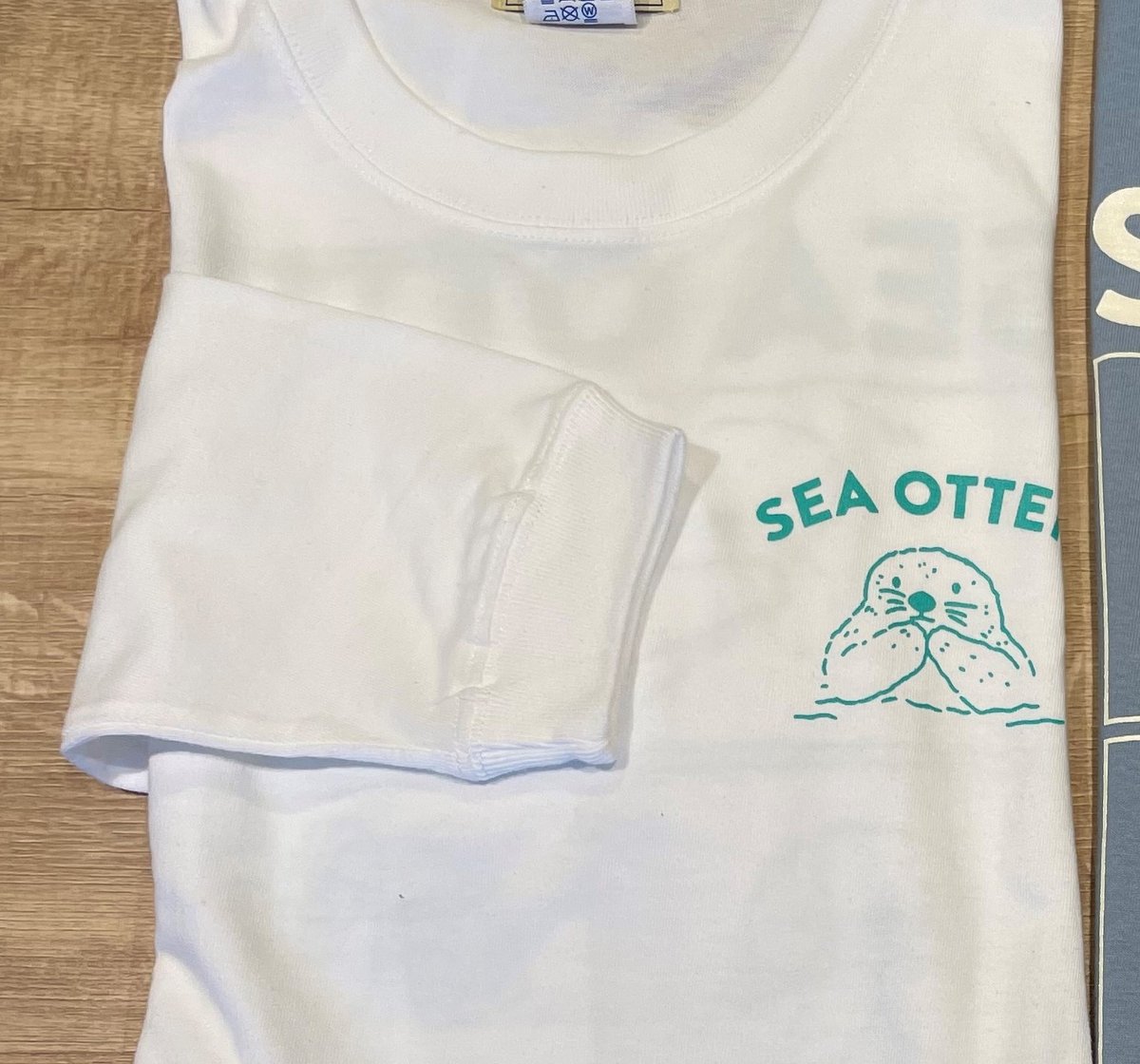 ロングTシャツ（4コマラッコ）- アシッドブルー | すいそう