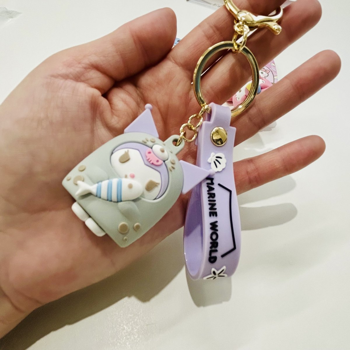 【E】海の生き物立体キーホルダー16点+おまけ1点詰め合わせ E様専用】海の生き物立体キーホルダー16点+おまけ1点詰め合わせ