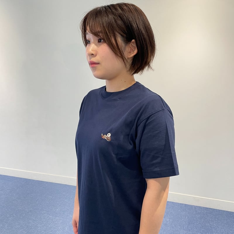 オーガニックコットン刺繍Tシャツ（ラッコ）- パープルネイビー