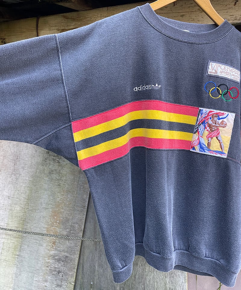 Vintage Adidas olympics crewneck | wabi-sabi-vi