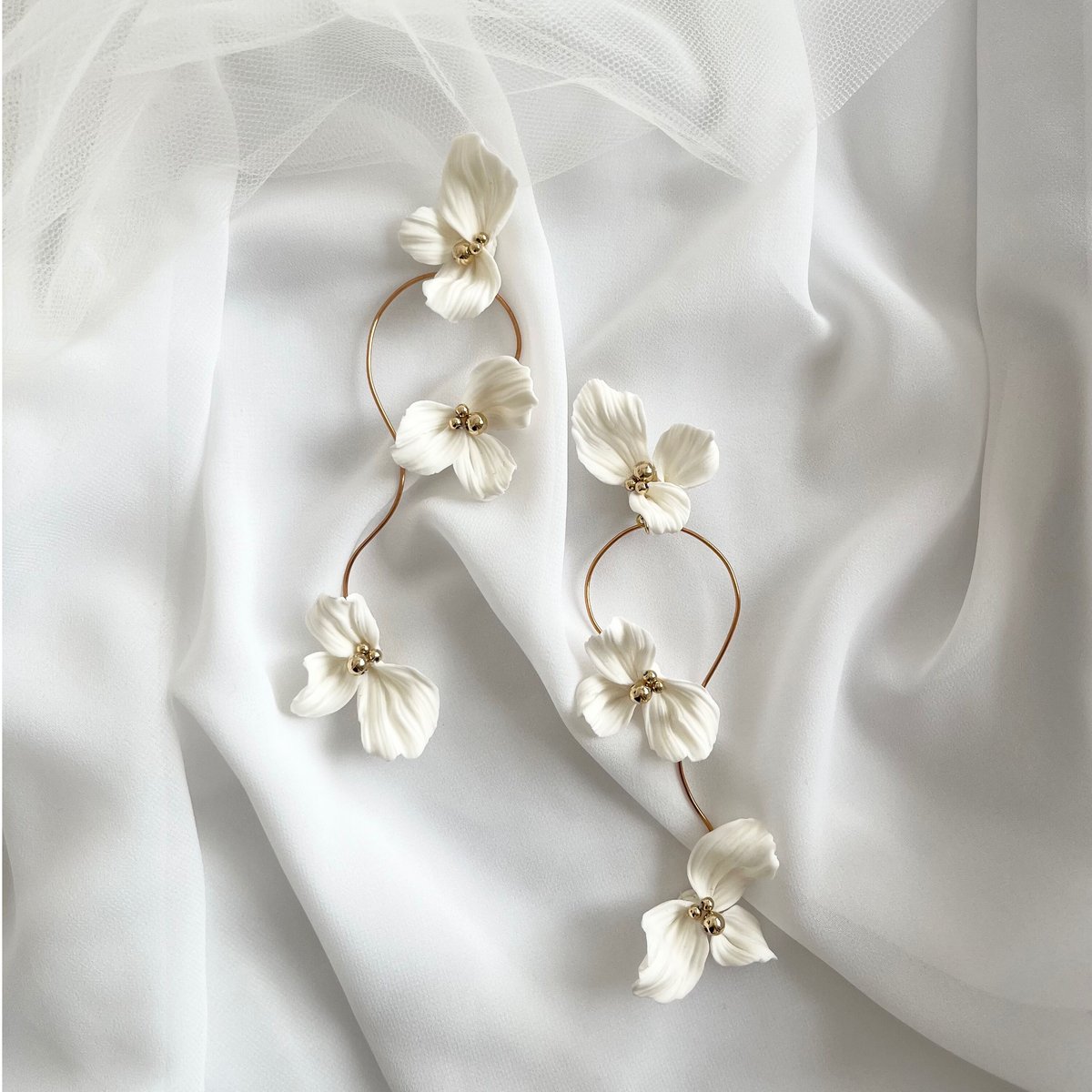 Clay Flower Shiro | Cherie Coco Wedding