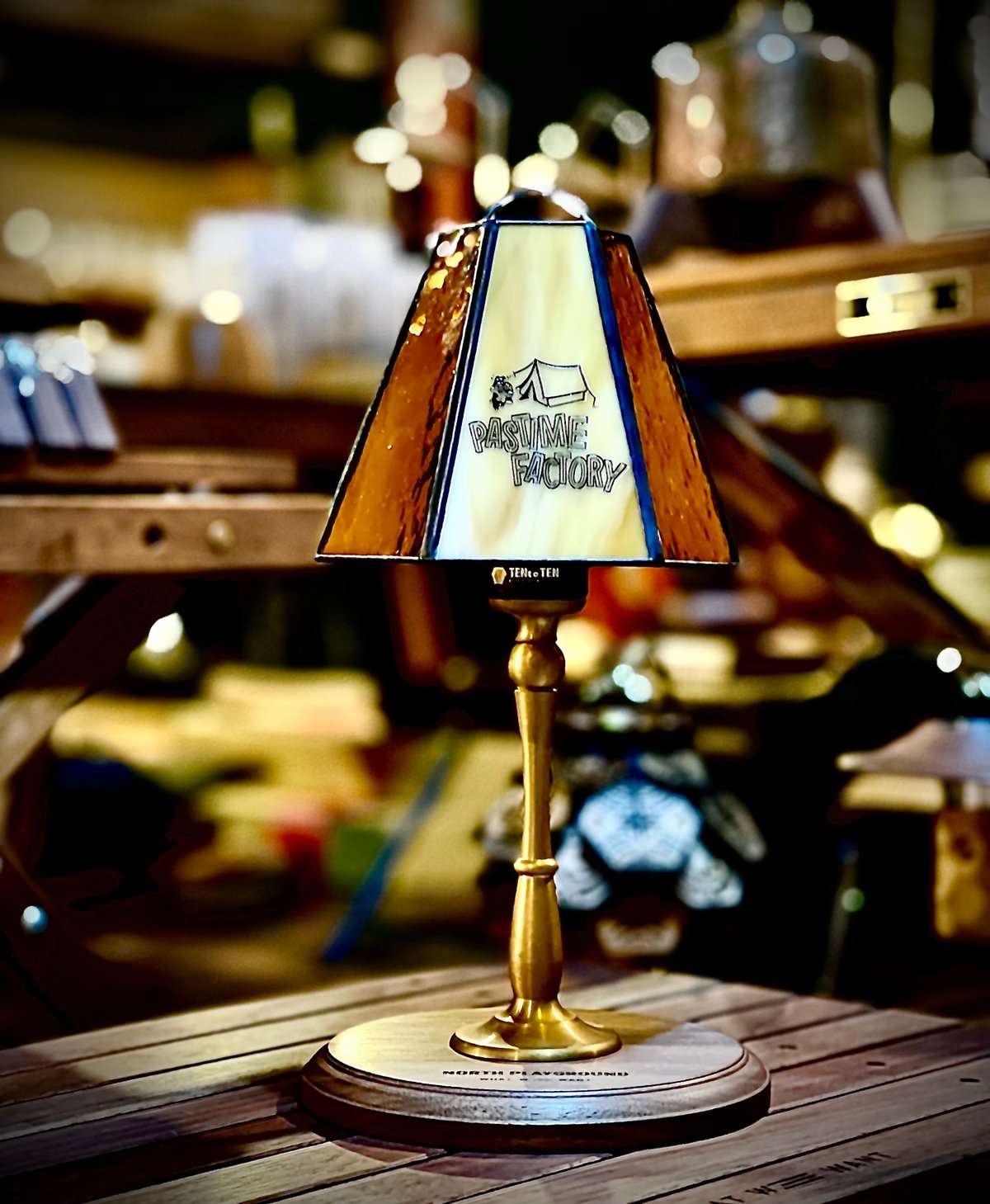 BRASS LAMP STAND | pastime factory