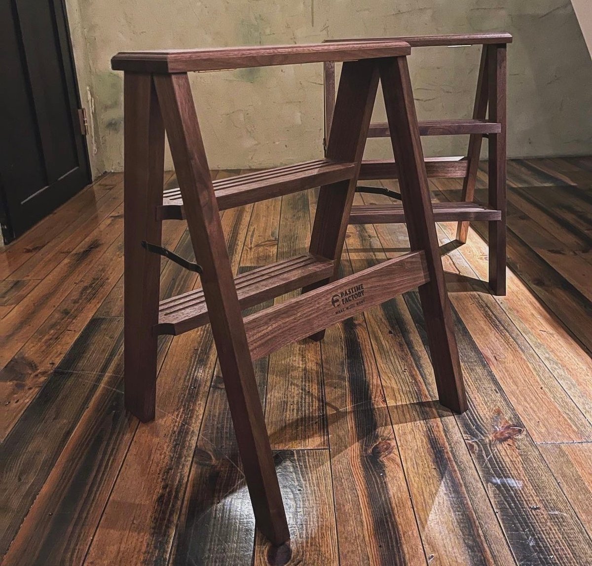 StepLadder | pastime factory