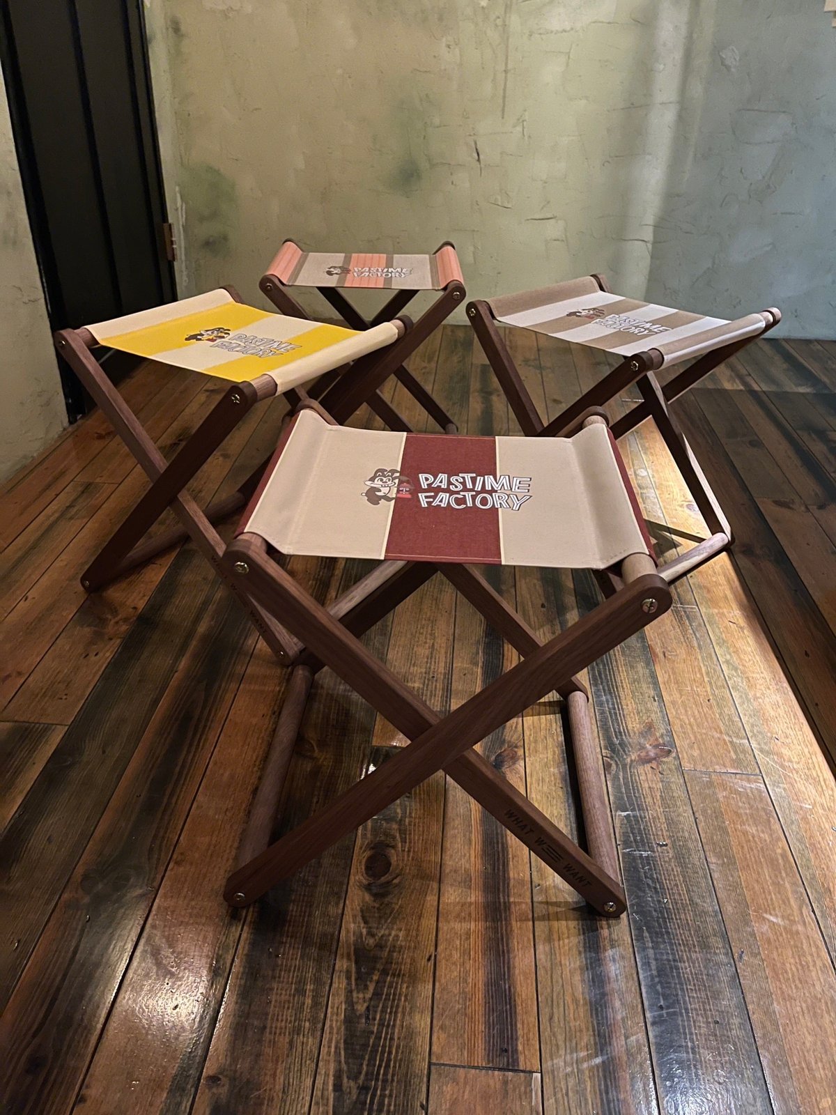 オリジナルスツール【革】PASTIME FACTORY WHAT WE WANT オリジナルスツール【キャラクター】 | pastime factory