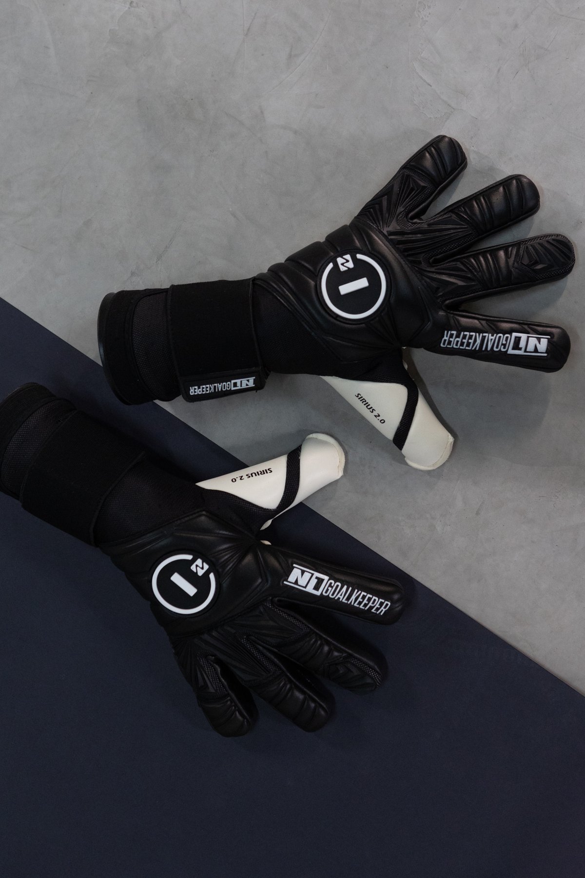 SIRIUS 2.0 Black UGT+ | N1 GOALKEEPER JAPAN