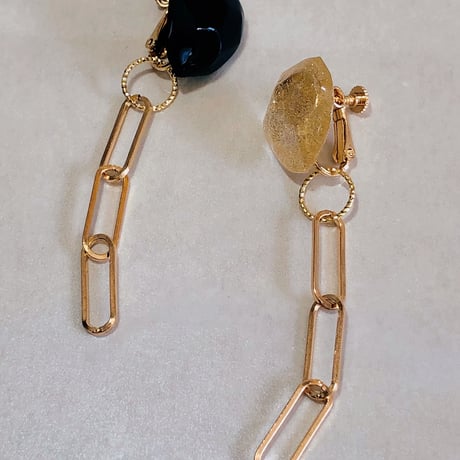No.30STONE(Black×Gold)チェーンイヤリング