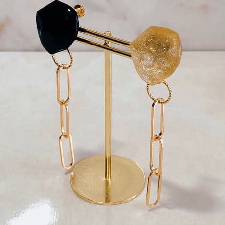 No.30STONE(Black×Gold)チェーンイヤリング