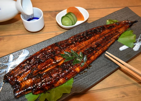 国産手焼きうなぎの蒲焼き　2尾（桐蓋付き）