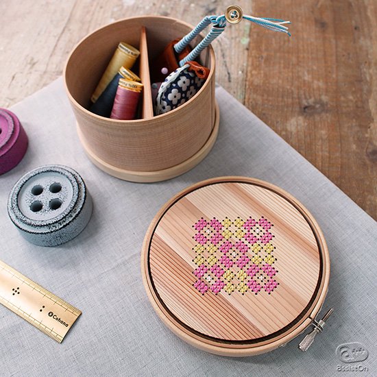豪華な刺繍　箱せこセット Amazon | chibito ちいさな裁縫箱 (YA1 四葉 若葉色（名入れ