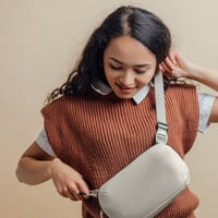 Urban Sling Mini ストーン