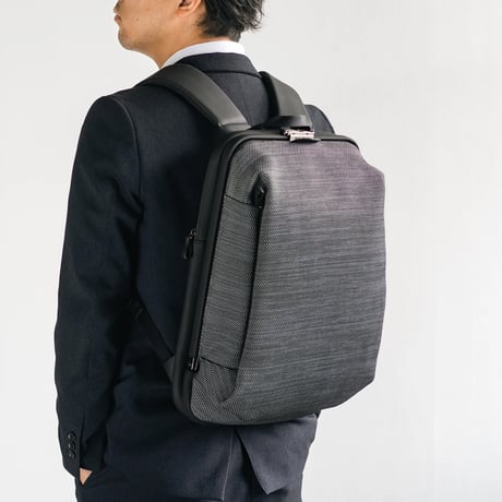 Dulles backpack ネイビー