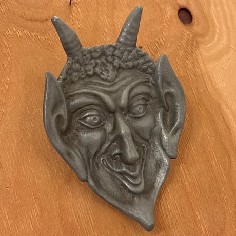 アンティークデビル | STORES