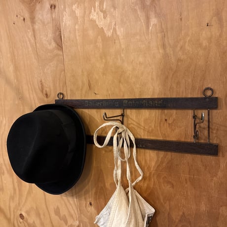 壁掛けフック | STORES