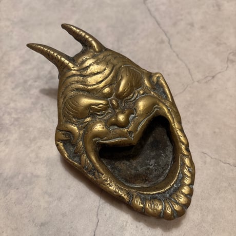 アシュトレイ | STORES