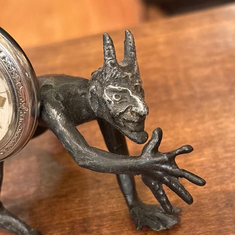 アンティークデビル | STORES