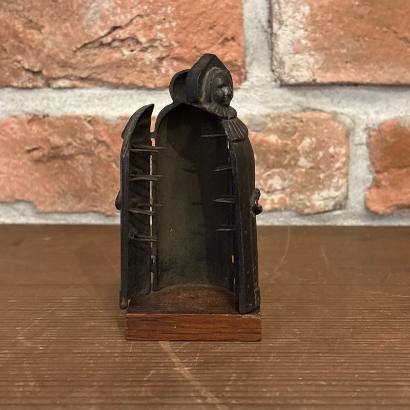 炎を模した錆びた鉄のオブジェ アンティーク 美術品・アンティーク・コレクション 炎を模した錆びた鉄のオブジェ