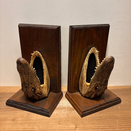 ブックエンド | STORES