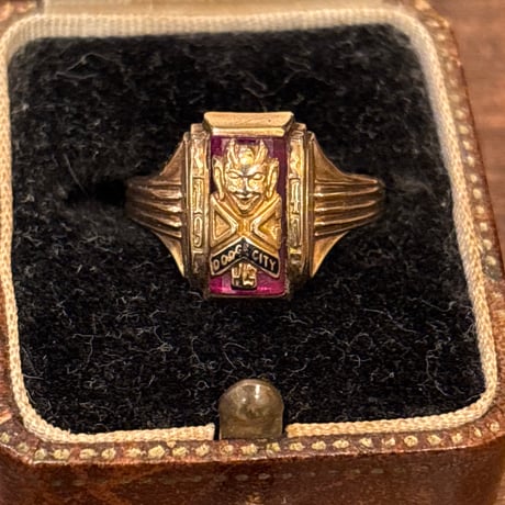 カレッジリング | STORES