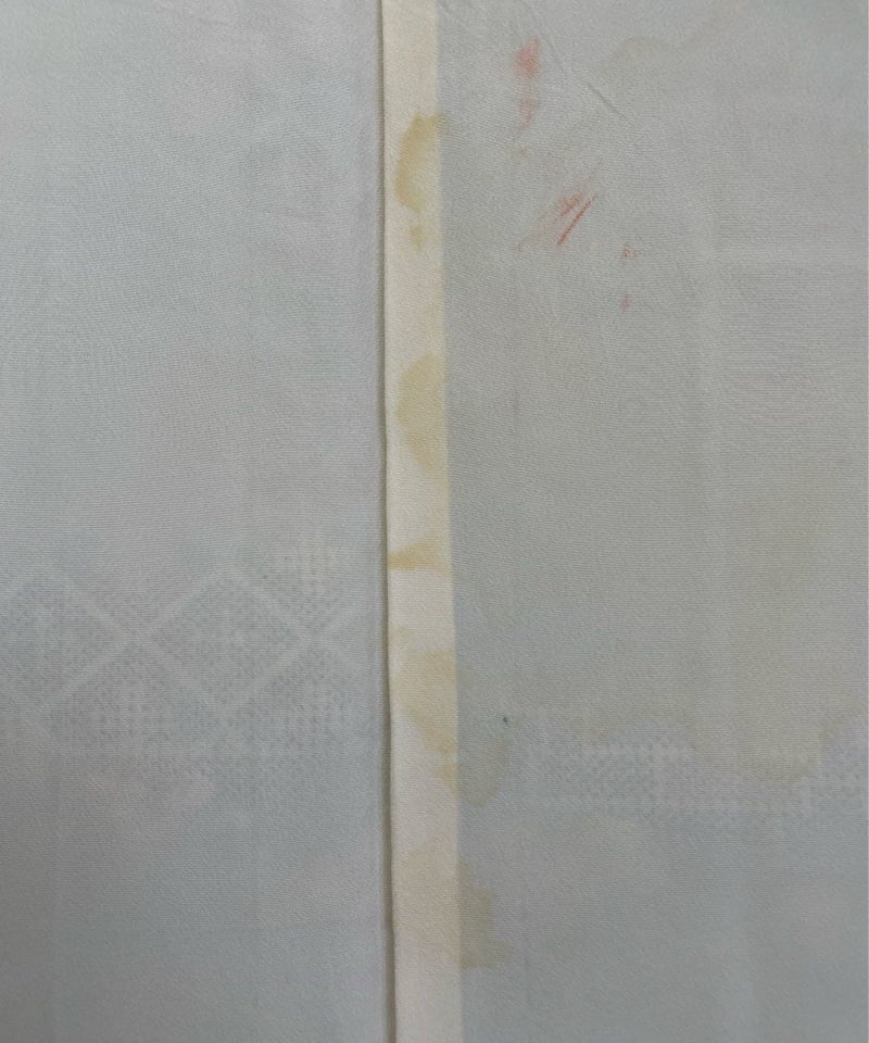 ノーブランド【丸洗い済・大島紬】幾何学文様/白K7＊希少な白大島 | 京