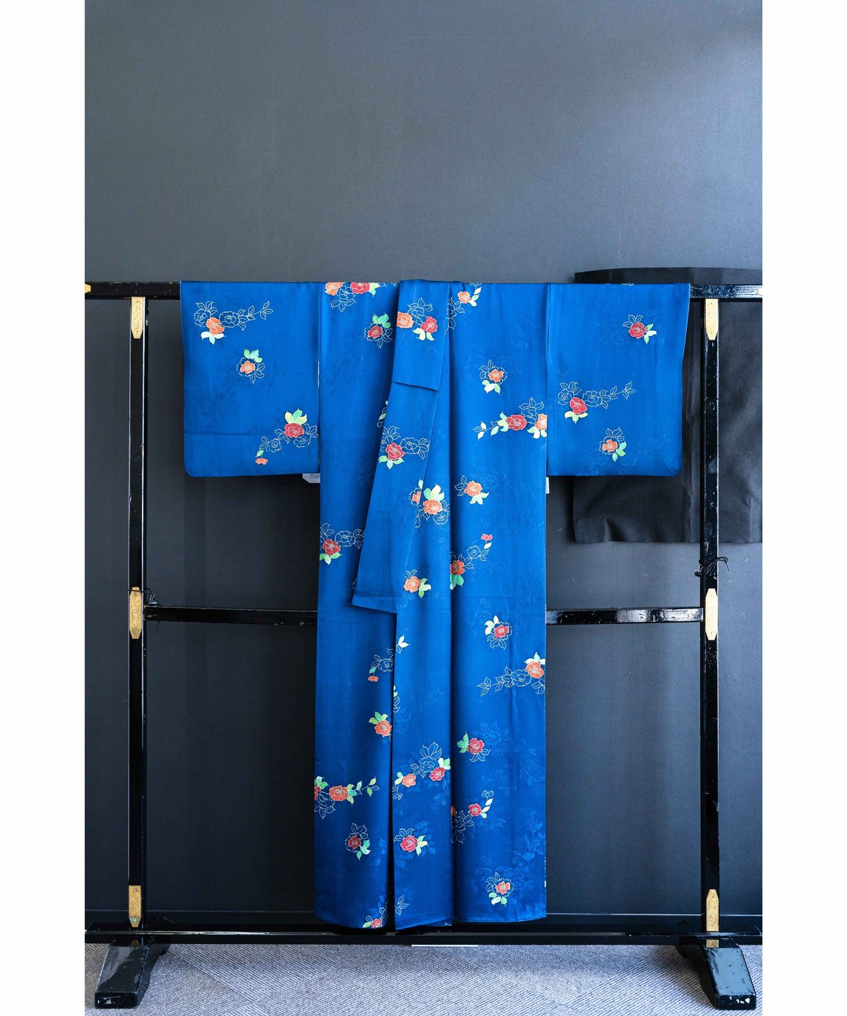 アップルサイダー◆新古品【洗える夏着物】絽◆刺子風の椿模様◆小紋 洗える着物 袷 レトロ モダン 小紋 フリーサイズ オフホワイト