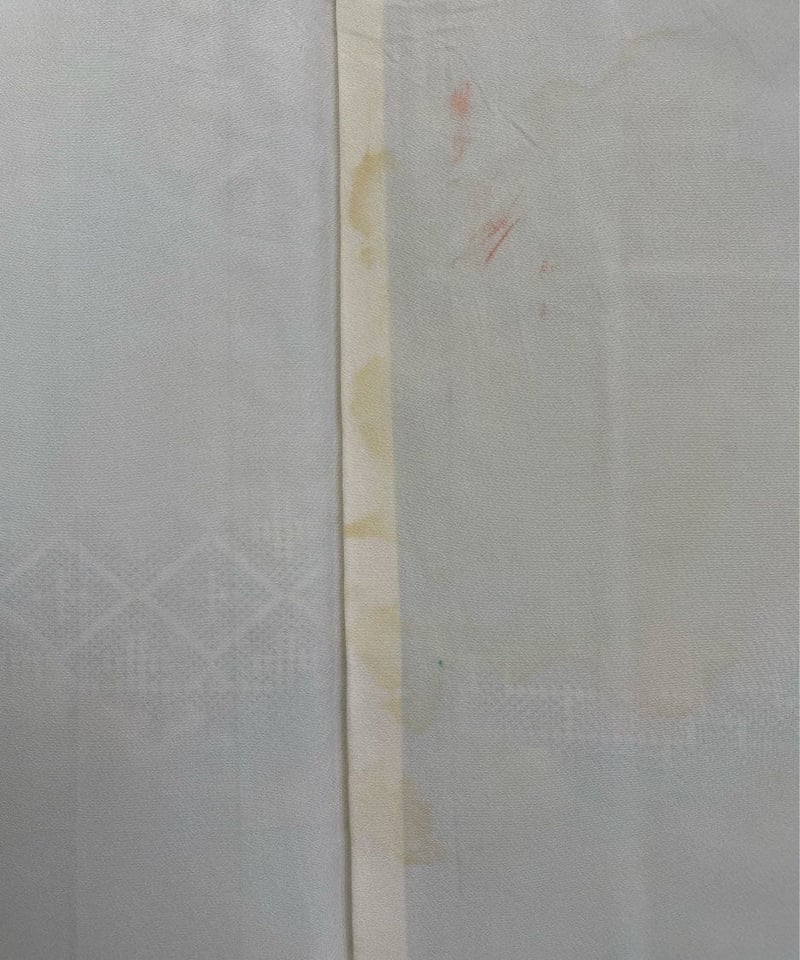 ノーブランド【丸洗い済・大島紬】幾何学文様/白K7＊希少な白大島 | 京