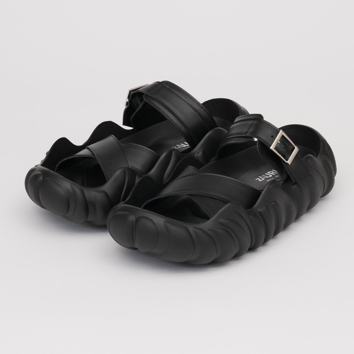 zAURUs Ⅲ【ブラック】：メンズサンダル | MODENA