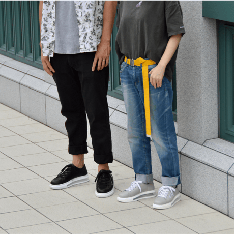 AVaGO【グレー】：レザースニーカー