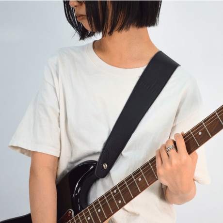ギターストラップ【ステアハイド】：ブラック