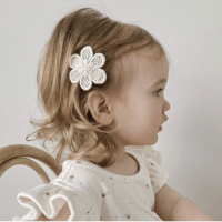 Little Marshmallow / Clip // Daisy
