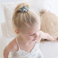 Josie Joan’s / Scrunchie / Suzanne