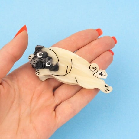 Coucou Suzette / Pug Hair Claw (パグ)