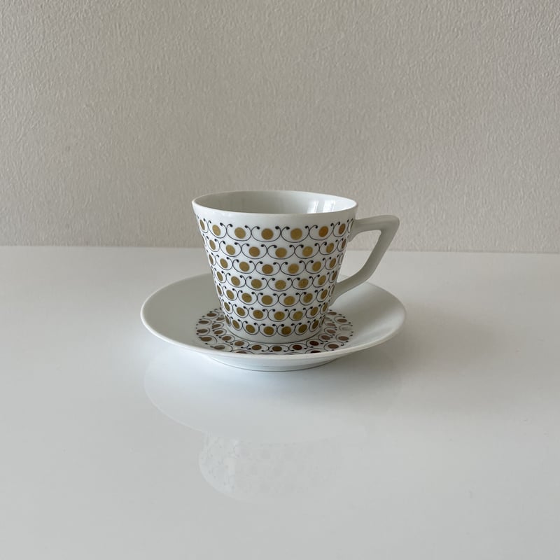エステリiittala/Arabia|北欧食器のイッタラ&アラビア【公式通販】
