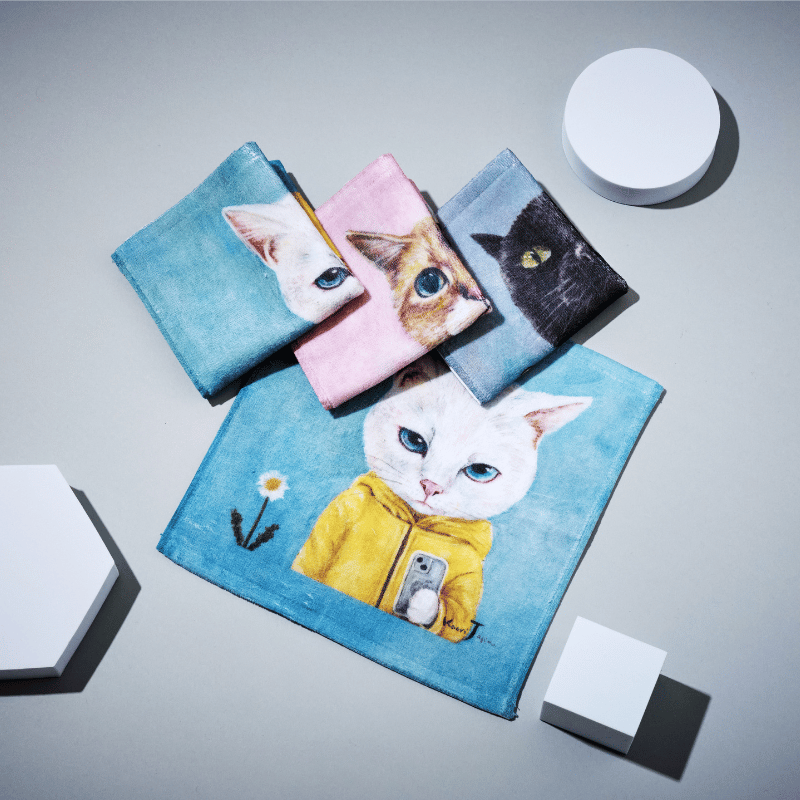 個性的な猫ちゃんのタオルハンカチ | 3軒のねこと庭