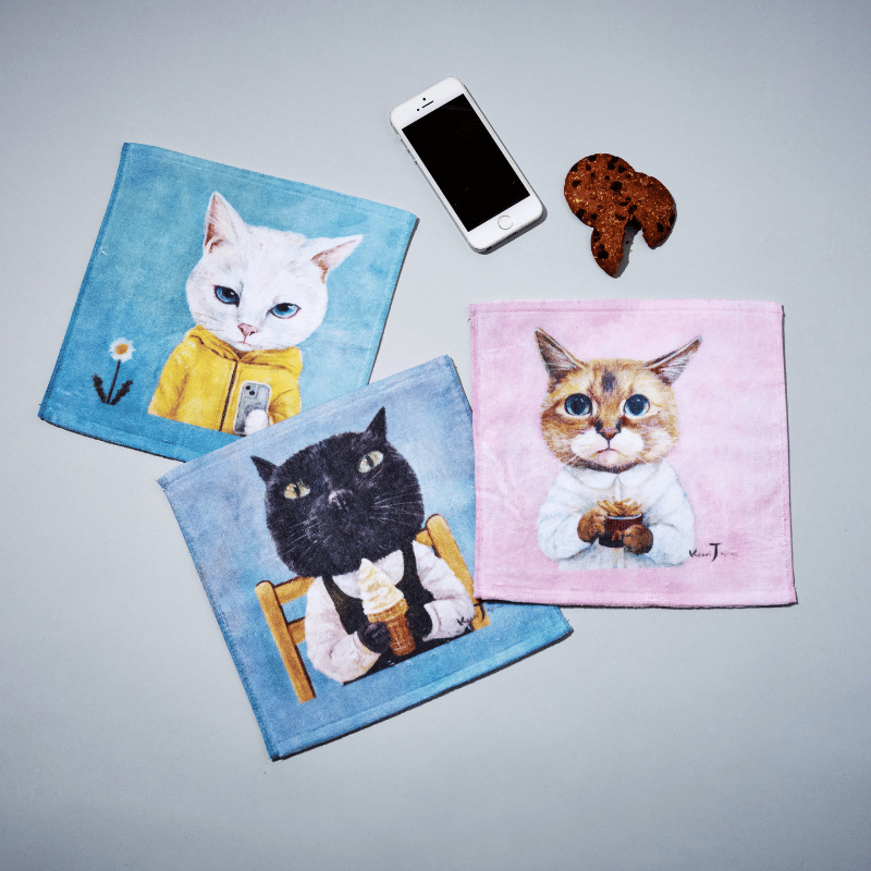 個性的な猫ちゃんのタオルハンカチ | 3軒のねこと庭