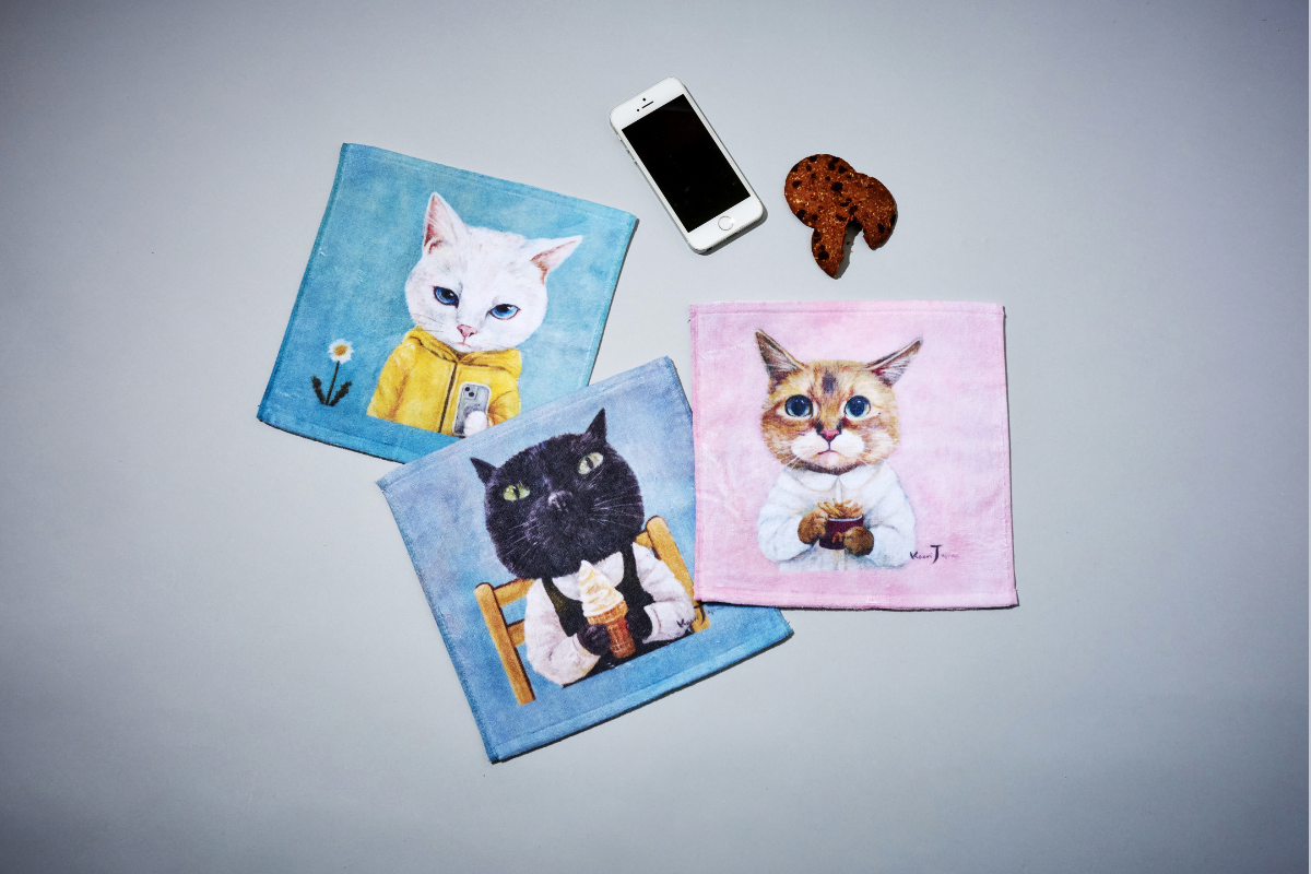 個性的な猫ちゃんのタオルハンカチ | 3軒のねこと庭