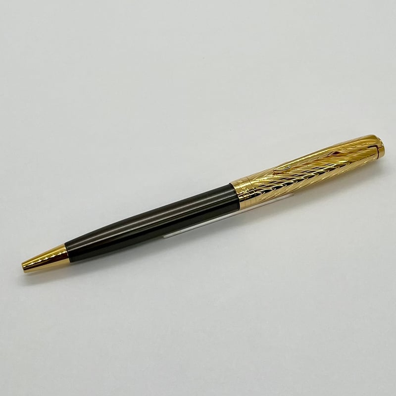 【美品】 PARKER パーカーボールペン アロー ゴールド ダイヤ？装飾 PARKER パーカー ボールペン アロー ゴールド (ダイヤモンド装飾