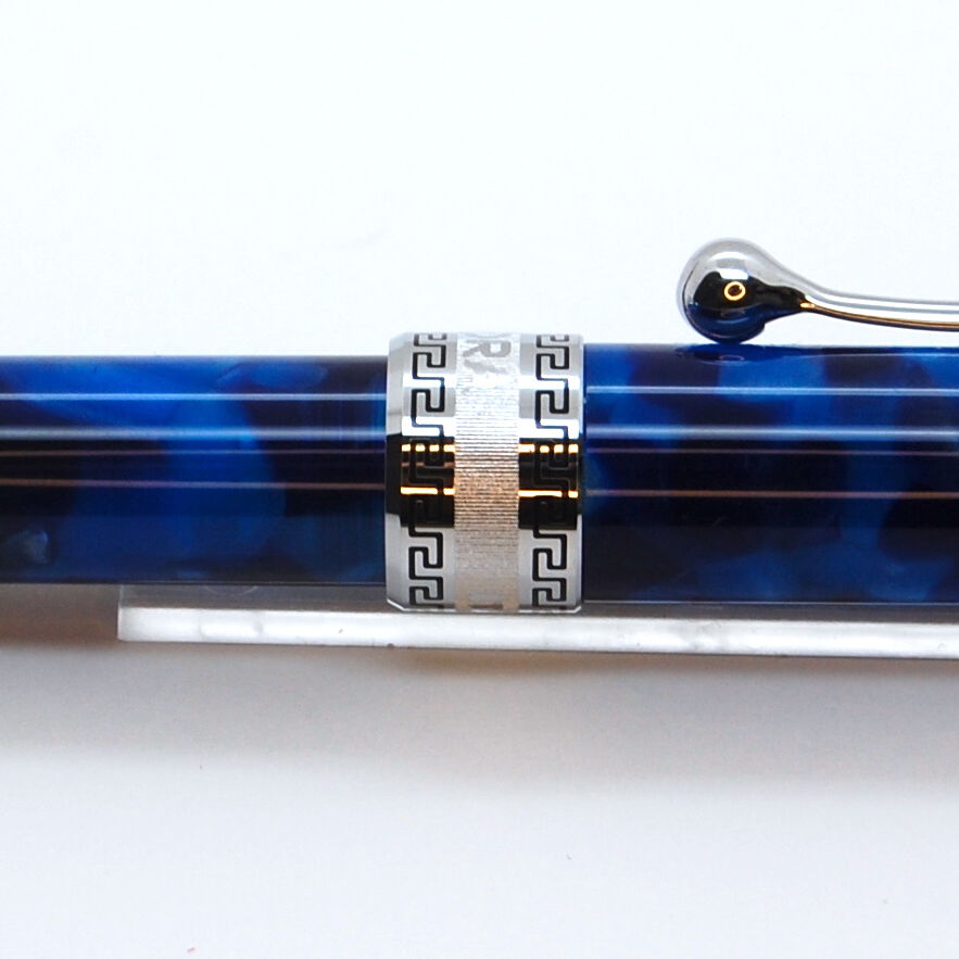 aurora アウロラ　オプティマ　青いマーブル模様 ボールペン aurora アウロラ オプティマ 青いマーブル模様 ボールペン