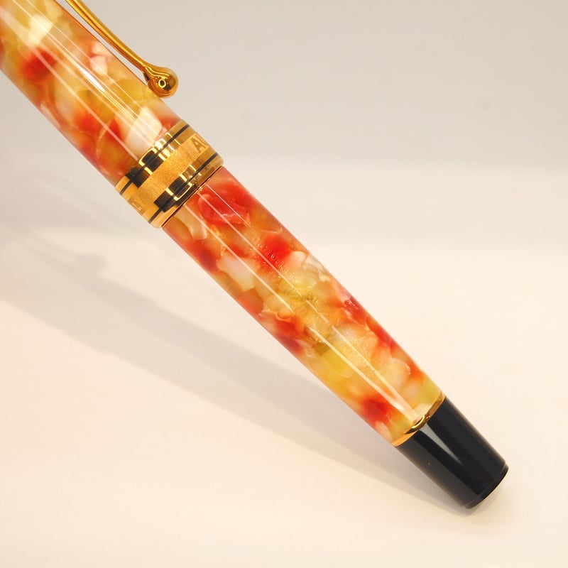 アウロラ】限定品 カレイドスコーピオ・ルーチェジャーラ 万年筆