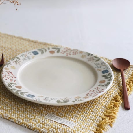 お花畑のリム皿　7寸/flower garden rim plate