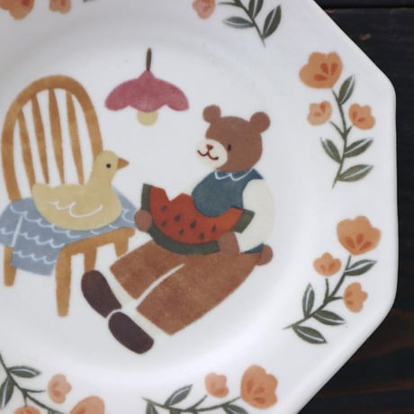 オクトゴナルプレート“くまとアヒルのおやつ”/Octogonal Plate "Today's Snack for Bear and Duck"