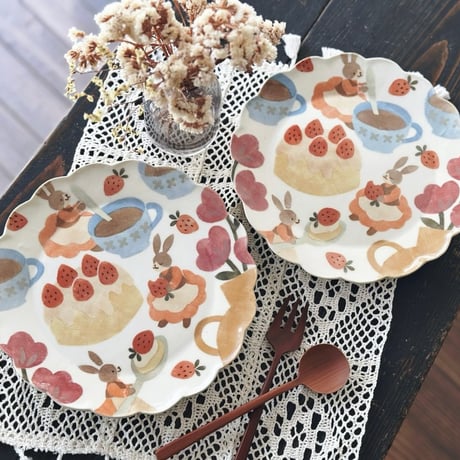 フラワープレート“うさぎたちのケーキパーティ”/Flower Plate "Rabbit Cake Party"