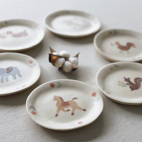 動物の豆皿いろいろ/Various small plates of animals