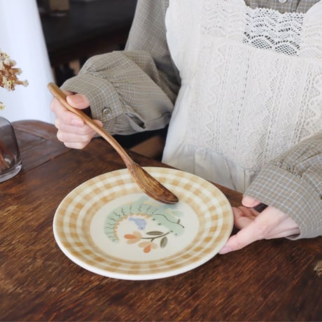 リムプレート“ワニと青い鳥”/Rim Plate "Crocodile and Bluebird"
