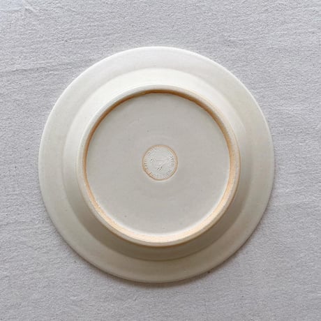 花を運ぶ鳥のリム皿　7寸/Bird rim plate carrying flowers(m-size)
