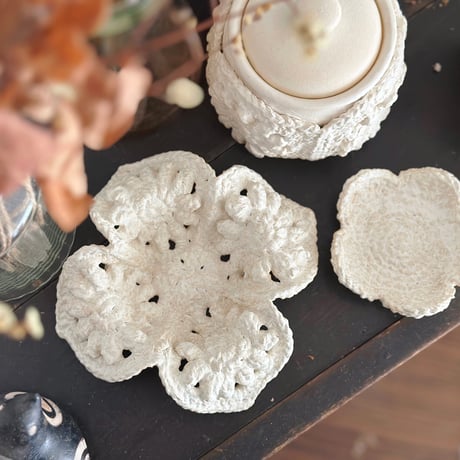 ニット陶器”皿”/Knitted ceramic "plate"