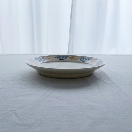 黄色い鳥と花籠のリム皿 8寸 / Yellow bird and flower basket rim plate (l-size)